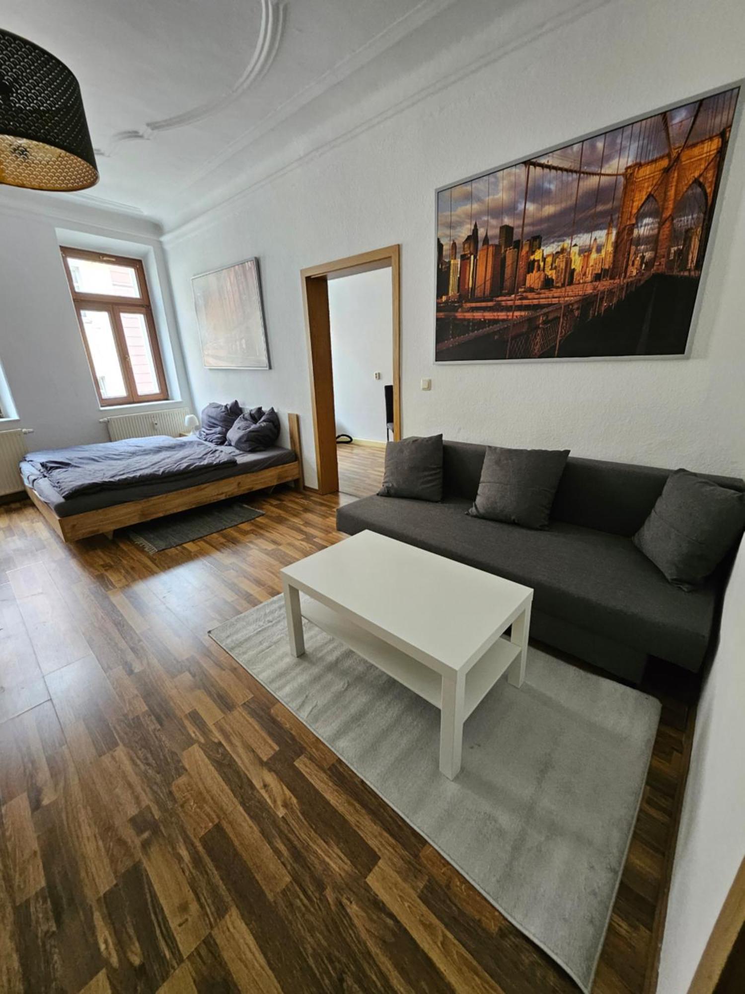 Ferienwohnung Apartment In Zittauer Stadtzentrum Innenstadt Innenring Top Lage - Wohnen Auf Zeit In Zittau - 1 Raum Wohnung ภายนอก รูปภาพ